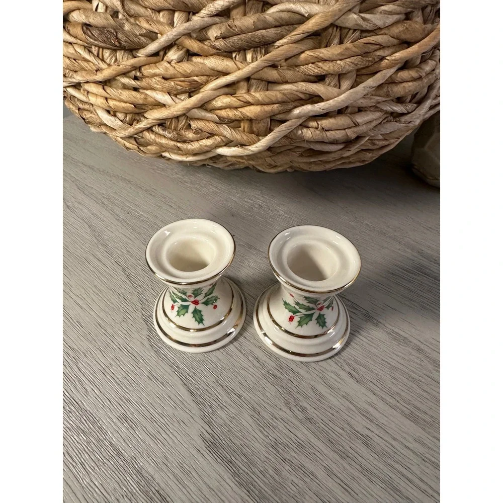 Lenox Holiday Dimension Collection Holly Christmas Mini Candlesticks Set of‎ 2